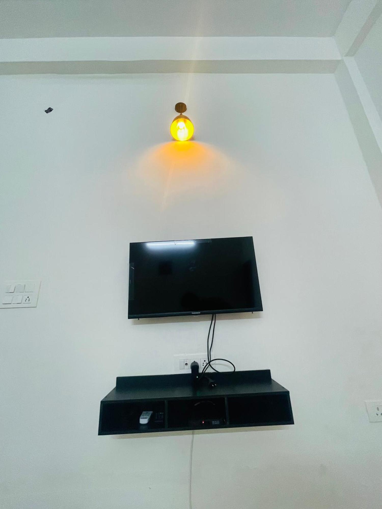 Atulyam Stays Sushant Golf City Lucknow Luaran gambar